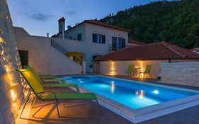 Villa Kogo